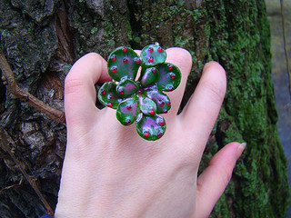 Дитя болот - кольцо из полимерной глины. © lubomira08