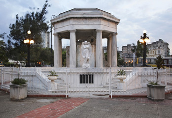 Naklejka premium Memorial to Medical Students in Havana. Cuba