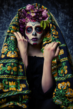traditional costume on muertos