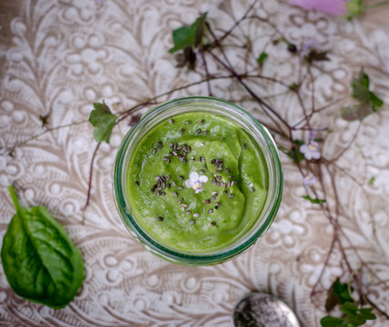 Avocado And Spinach Cold Soup