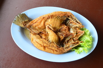 fried snapper fish with sweet fish sauce
