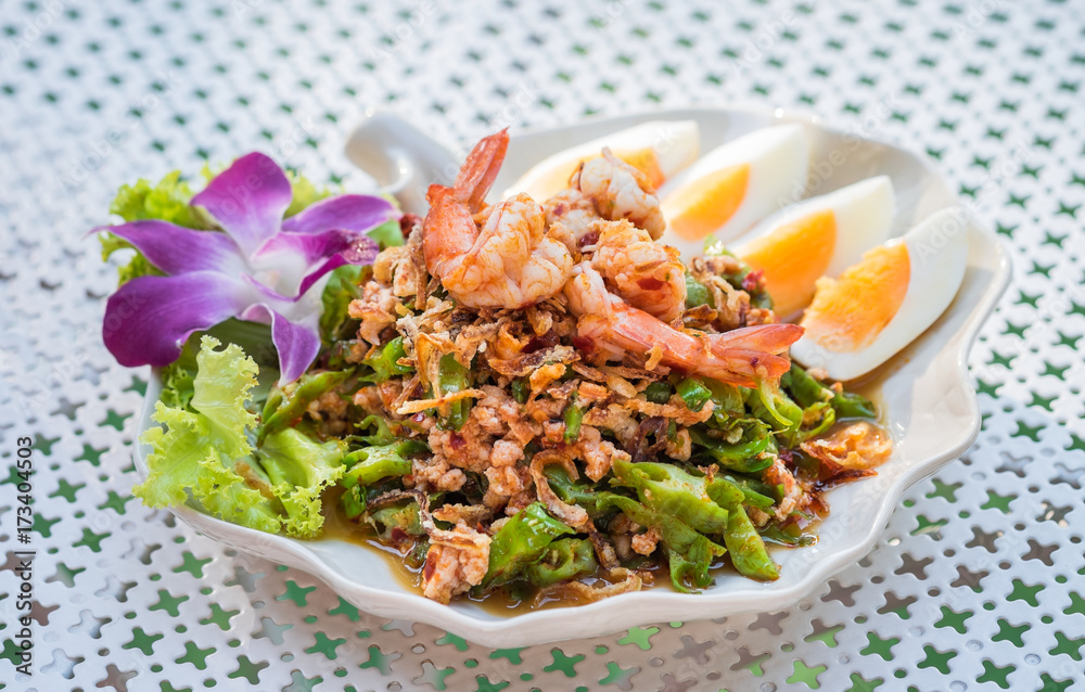 Wall mural winged bean spicy salad with shrimp, thai food