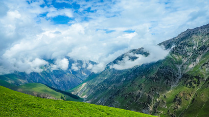 Fototapeta na wymiar Beautiful mountain landscape of Sonamarg, Jammu and Kashmir state, India