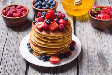 Pancakes with berries