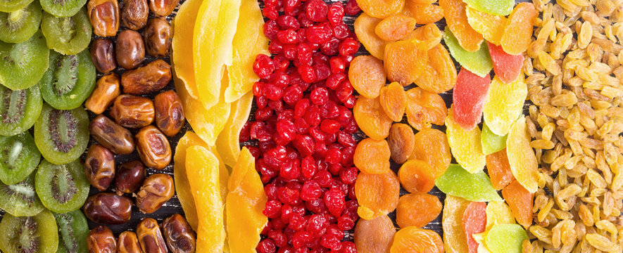 Mix of dried and candied fruit