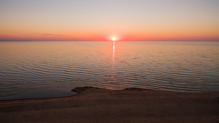 Naklejka premium Sunset drone 