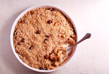 Fruit crumble cake