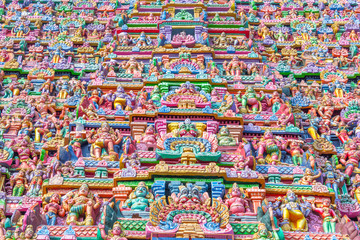Fototapeta premium Kolorowy widok z wieży świątyni hinduskiej