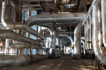 Industrial Steel pipelines, valves, cables and walkways