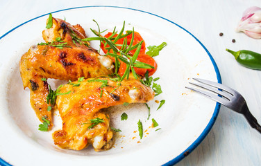 Roasted chicken wings with spices