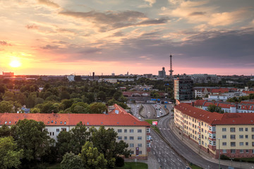 Sonnenuntergang über der Stadt Berlin