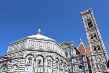Fototapeta na wymiar Cathédrale, Baptistère et Campanile de Florence