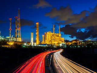 Fototapeta na wymiar Oil refineries and petrochemical plants at night and at twilight. Long Exposure of Night Traffic. Industrial power plant