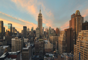Fototapeta premium Panoramę Manhattanu o zachodzie słońca