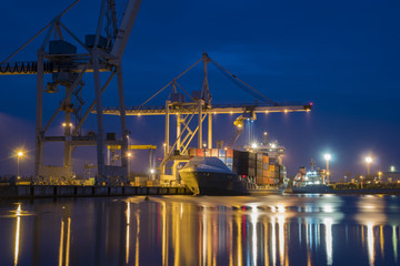 Fototapeta premium seaport at night, panorama