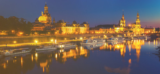 Naklejka na ściany i meble Panoramic image of Dresden, Germany