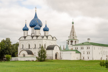 Fototapeta na wymiar Picturesque view of the Suzdal Kremlin, Russia. Golden Ring Of Russia