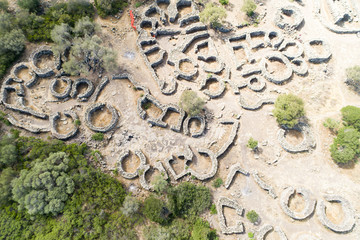 Vista aerea del villaggio Nuragico Serra Orrios a Dorgali in Sardegna