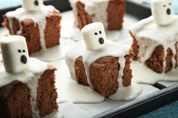 Sweet brown halloween cookies with marshmallows