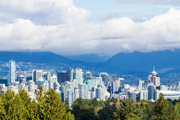 Fototapeta premium Vancouver from Queen Elizabeth Park