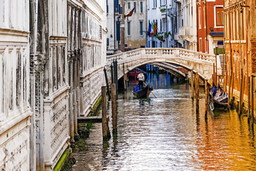 Fototapeta na wymiar gondolier on the canal in Venice