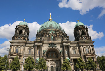 Fototapeta na wymiar dome of the cathedral in Baroque style in Berlin in Germany
