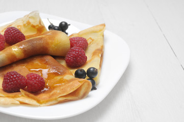 Pancakes with fresh berries