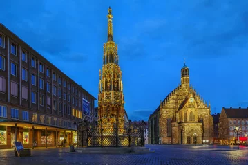 Schöner Brunnen Brunnen, Nürnberg, Deutschland © borisb17