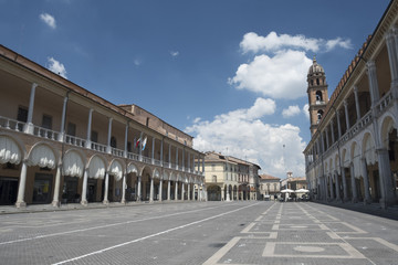 Faenza (Italy): historic buildings in Piazza del Popolo