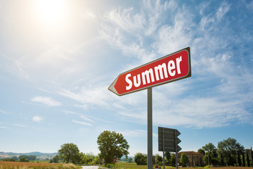 Obraz premium Road sign with the inscription Summer