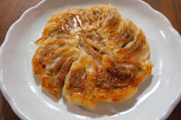 焼き餃子