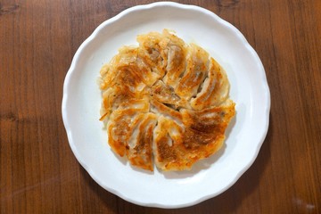 焼き餃子