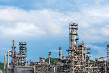 Fototapeta na wymiar Oil and gas industry,refinery,petrochemical plant and blue sky with cloud