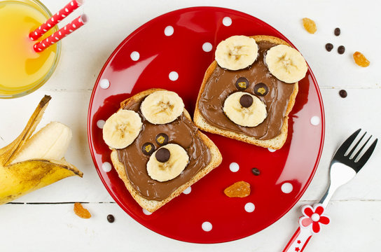 Funny bear face sandwich for kids snack food