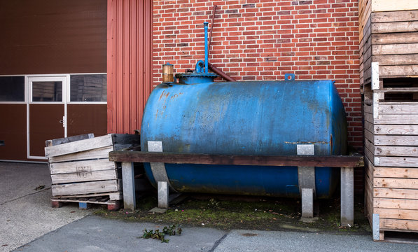&Ouml;ltank