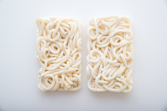 frozen udon noodle