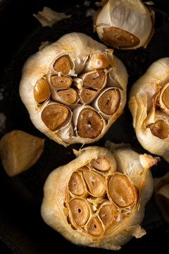 Roast Garlic in Clsoe
