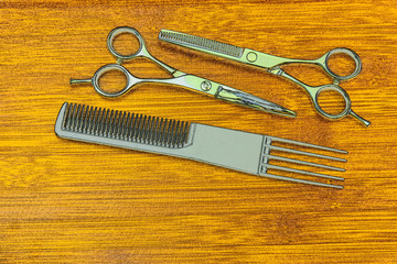 Hair cutting shears and comb