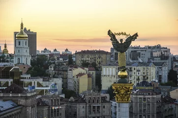 Fotobehang Uitzicht op het Onafhankelijkheidsplein (Maidan Nezalezhnosti) in Kiev, Oekraïne © Mariana Ianovska