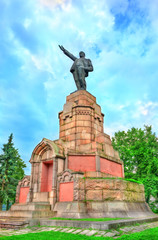 Fototapeta na wymiar Soviet monument to Vladimir Lenin in Kostroma, Russia