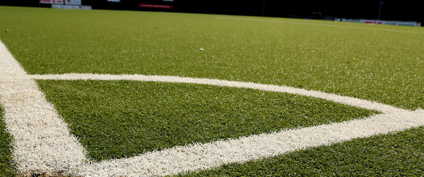Kunstrasen Fu&szlig;ballplatz Ecke