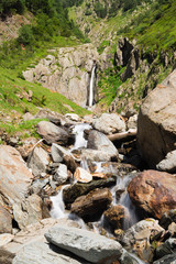 Cascade vallée du Rioumajou Pyrénées France