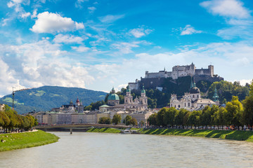 Naklejka premium Panoramic view of Salzburg