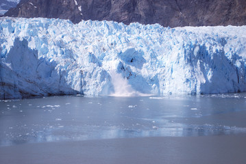 Fototapeta na wymiar Glacier Crumble