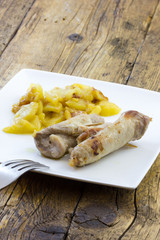Chicken rolls with potatoes