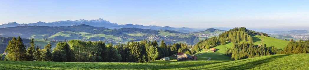 Impressionen aus dem morgendlichen Appenzeller Land
