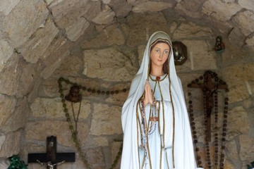 Maria Statue in einer Kapelle bei Nendingen und stetten im Landkreis Tuttlingen