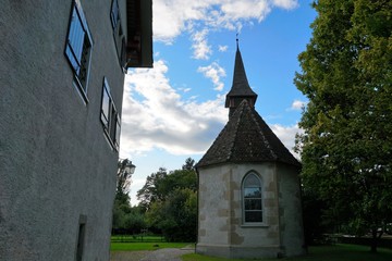 Fototapeta premium Ritterhauskapelle Ürikon in Stäfa in der Schweiz 