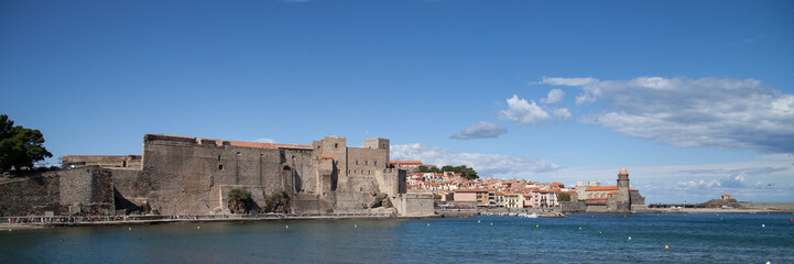 Fototapeta na wymiar Panorama sur le château de Collioure