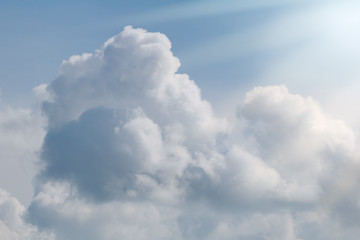 Fototapeta premium Beautiful large fluffy clouds in the sunny sky